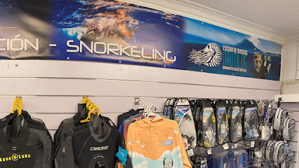 Nautilus Dive Center | Centro de buceo en Barcelona y Tienda de buceo