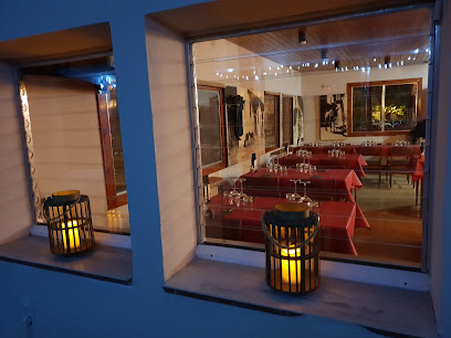 Restaurant - Hostal "La Cabana"