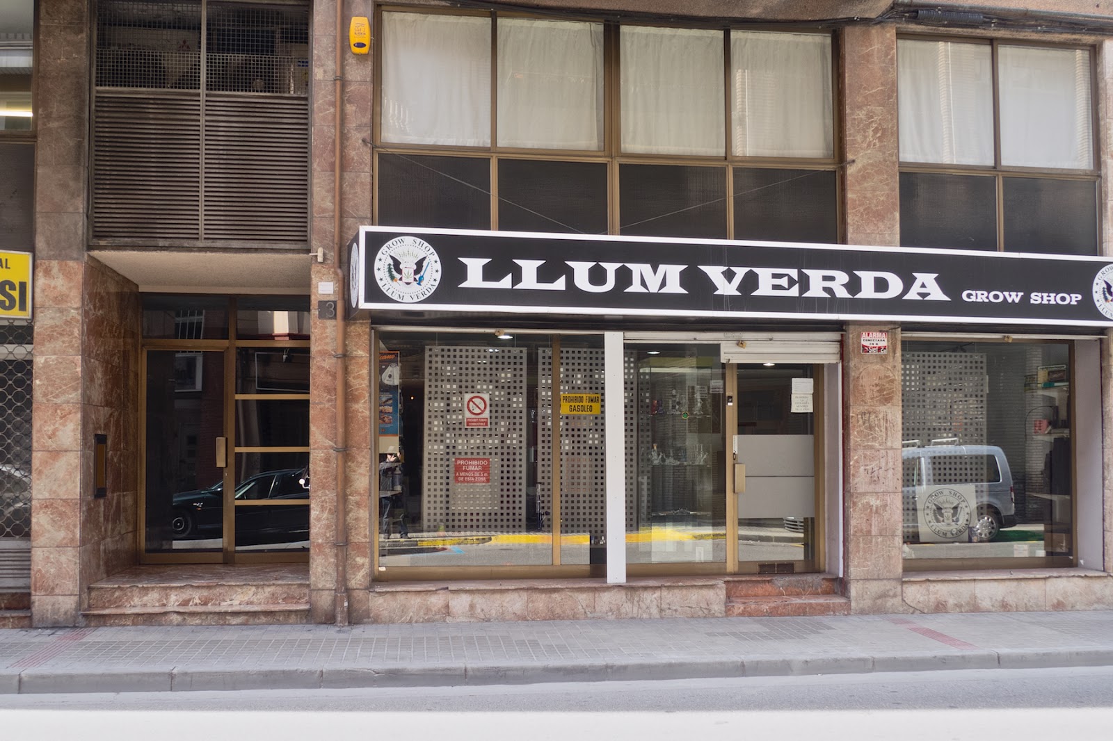 LLUM VERDA GROW SHOP