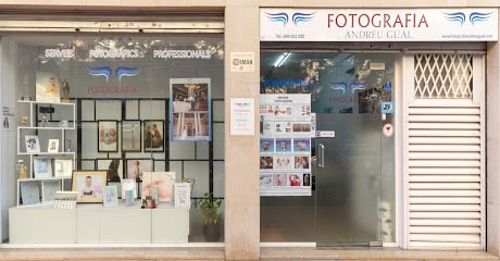 Fotografía Andreu Gual (Fotos DNI - Reportajes - Formación)
