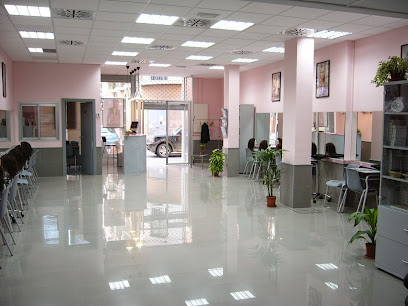 C&amp;C ACADEMIA CASANOVA BARCELONA (SANTS). Academia de Peluquería, Barbería y Estética.