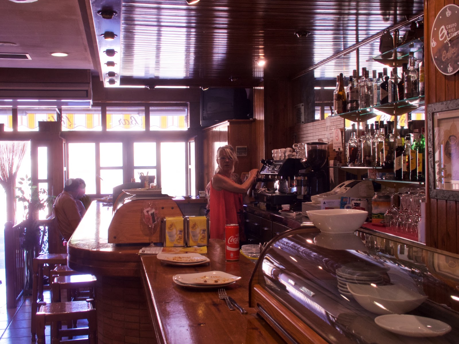 BAR LIDIA, Esmorzars, Tapes i Bon Café