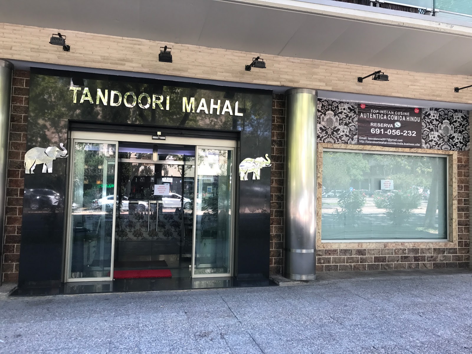 Tandoori Mahal Menjar Índi