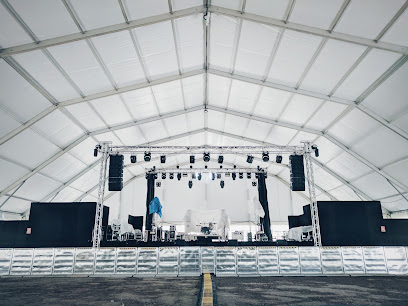 Specials CHecK, Equipos de sonido e iluminación