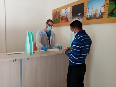 Arrels servei de distribució d'aliments "La Botigueta"