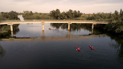 Riu a l'Ebre: tours, bikes &amp; kayaks
