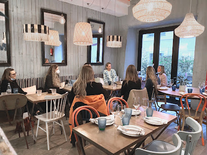 Bel &amp; Mums - Matronas