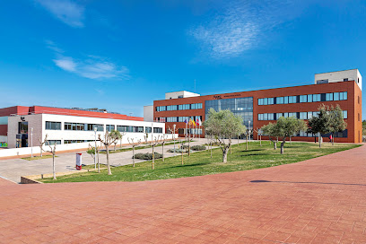 Agora Barcelona International School