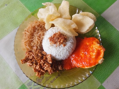 Nasi uduk Bu Diah