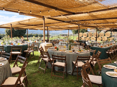 Crimons | Alquiler de mobiliario para eventos y bodas | Oficina/Showroom Barcelona