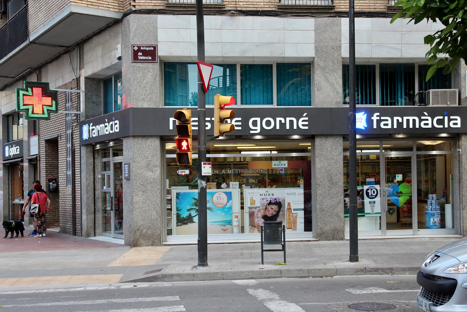 AXA Oficina DE BENITO - ESQUERRA AGENCIA D.ASSEGURAN