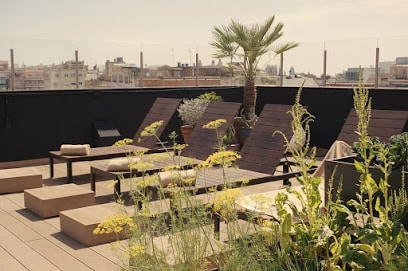 Pol &amp; Grace Hotel