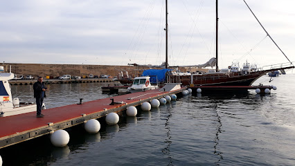 Moll de Ponent (Port L'Ametlla de Mar)