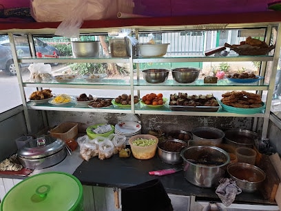 Nasi Uduk Pak Koeswali