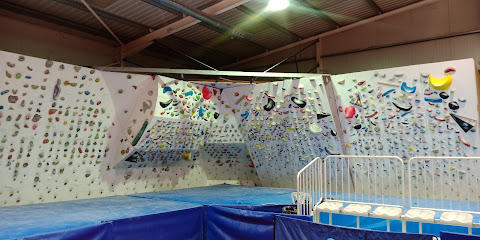 Rocodrom Boulder Balaguer / Climbing Gym Balaguer