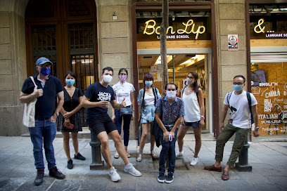 BCNLIP Language School / Escuela de idiomas