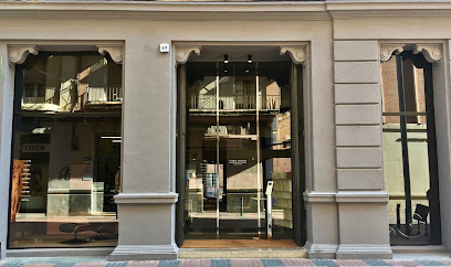 Studio Project- Showroom