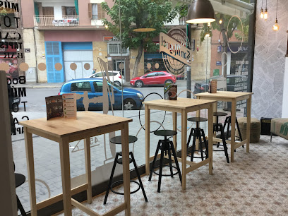 Bar cafeteria Cent vint-i-tres