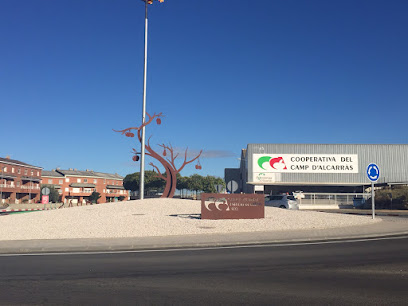 Camp d'Alcarràs i Secció de Crèdit (Seu de Grup Cooperatiu Fruits de Ponent)