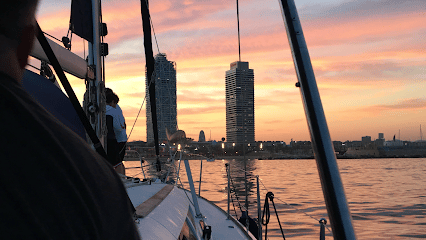 Barcelona Boat Trips - Yacht Charter, Boat Rental, alquiler de barcos By Hour, Private Boat Trips