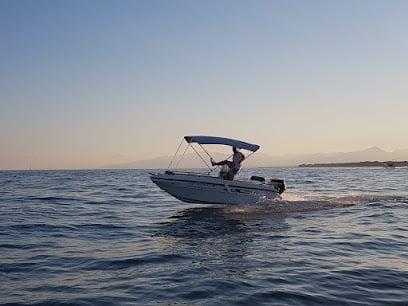 Rent a Boat Cambrils - Alquiler de Barco sin titulación