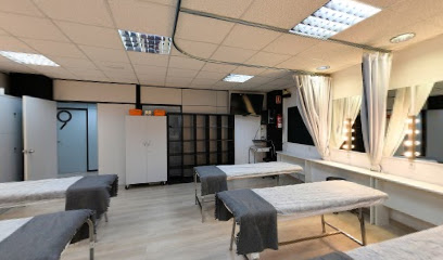 Thuya Escola
