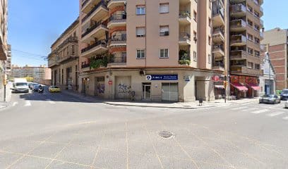 Adrià Cabestany, Psicólogo