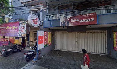 Nasi uduk lalapan dinoyo