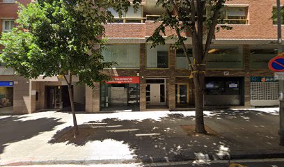 Carles Siguenza Cases Servicio Integral Del Piano