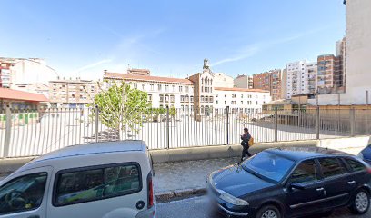 Pista de fútbol verde